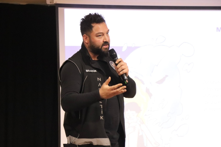 En İyi Narkotik Polisi: Anne”