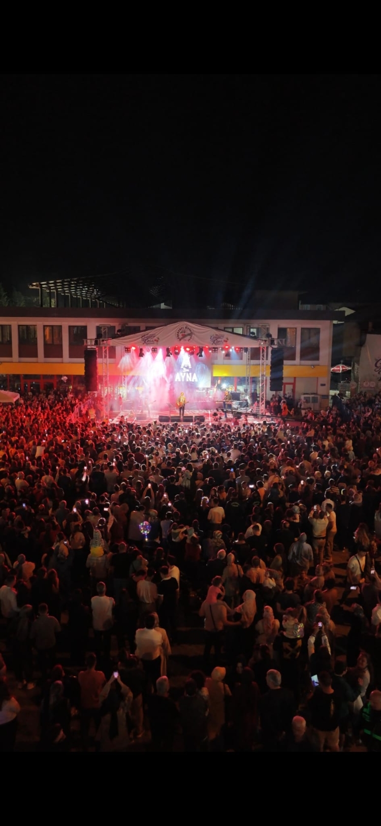 Uluslararası Gölpazarı Kiraz Festivali, Grup Ayna Konseriyle Muhteşem Bir Final Yaptı